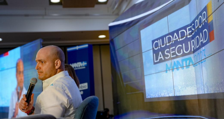 Imagen del alcalde asesinado en Ecuador