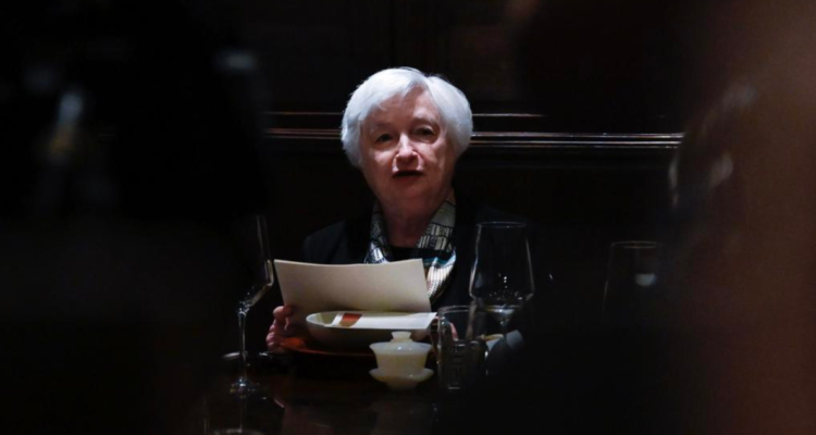 EEUU dice que ayudar a Ucrania a terminar la guerra es lo mejor para la economía mundial