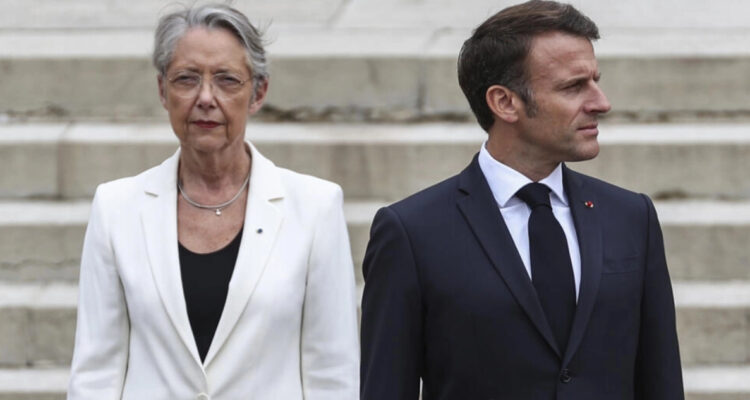 Emmanuel Macron realiza importante cambio de gabinete en una Francia fracturada por la crisis social