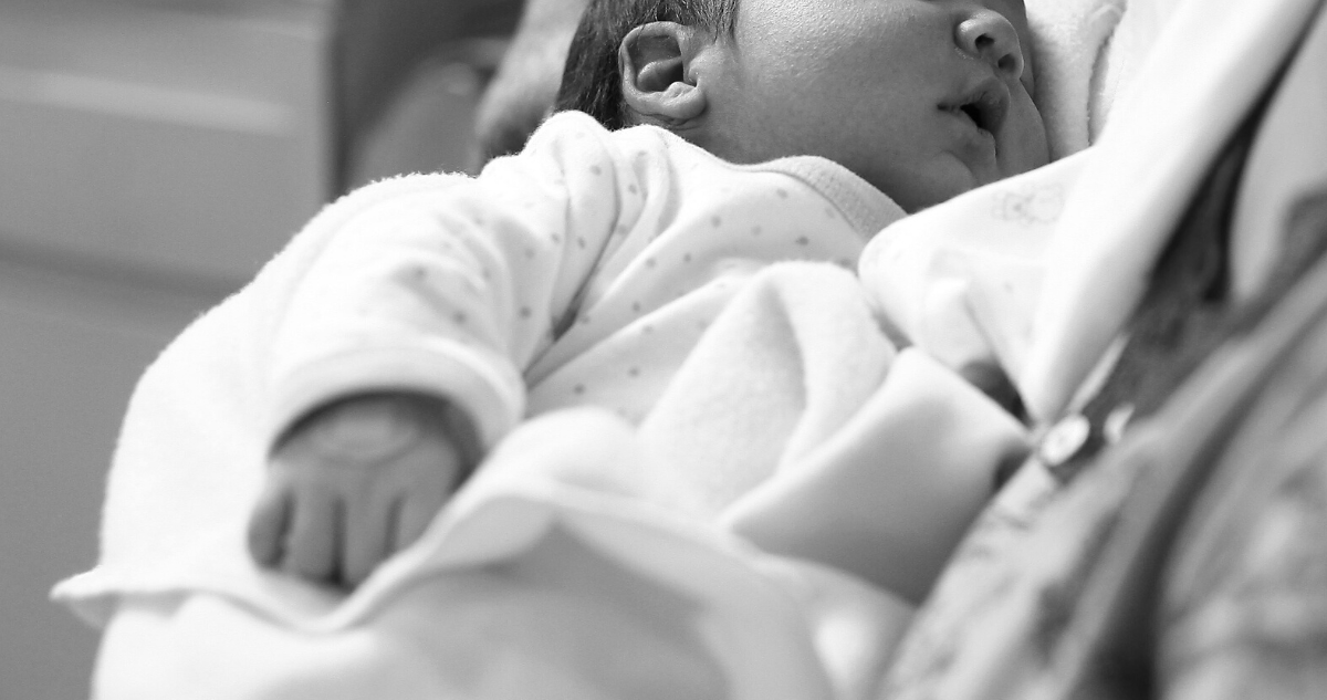 “Preguntaban cuándo me drogaba”: error en medida de protección del H. Higueras afecta a mamá de rn