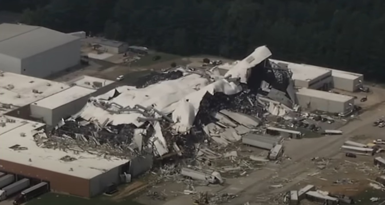 Fábrica de Pfizer destruida