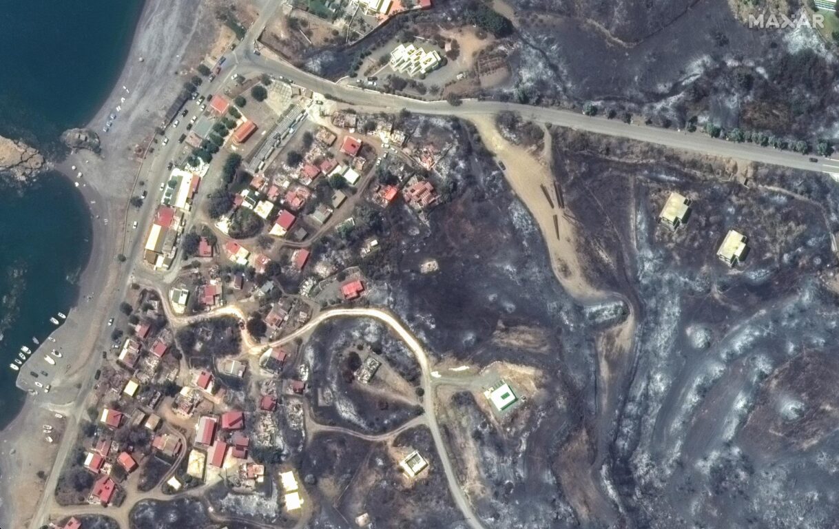 Imagen satelital de las llamas en Rodas 