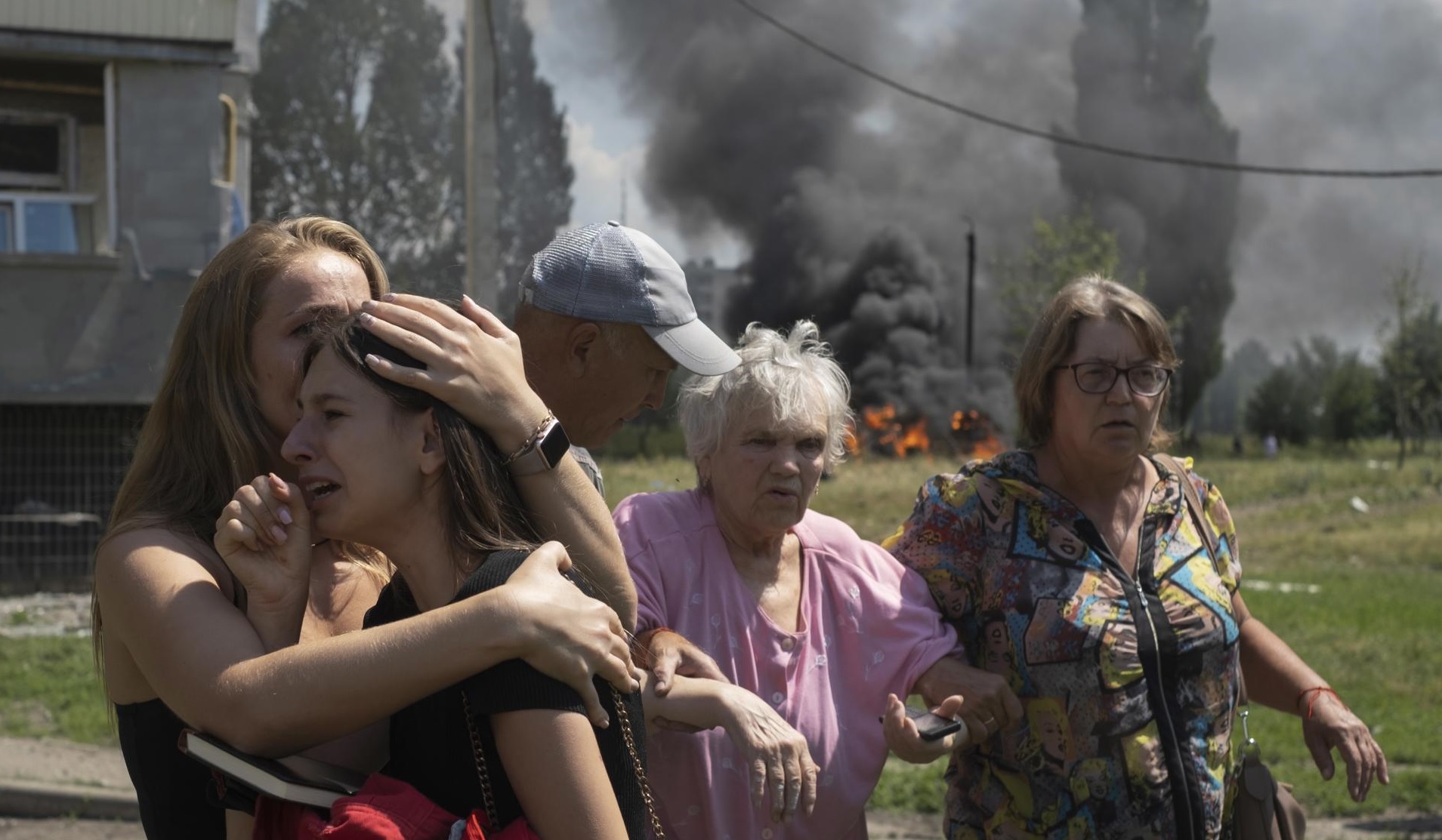 Ataque ruso con cohetes en Pervomaiskyi, en el este de Ucrania