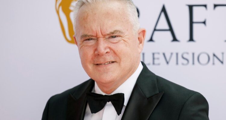 Identifican a famoso conductor de la BBC que compraba fotografías explícitas de menores de edad