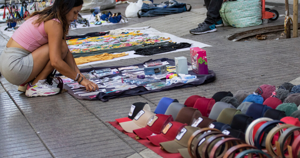 Incautan 8 mil productos en centro de Temuco