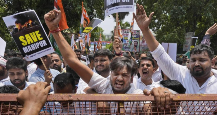 La violencia del video desató la ira y numerosas manifestaciones en toda India