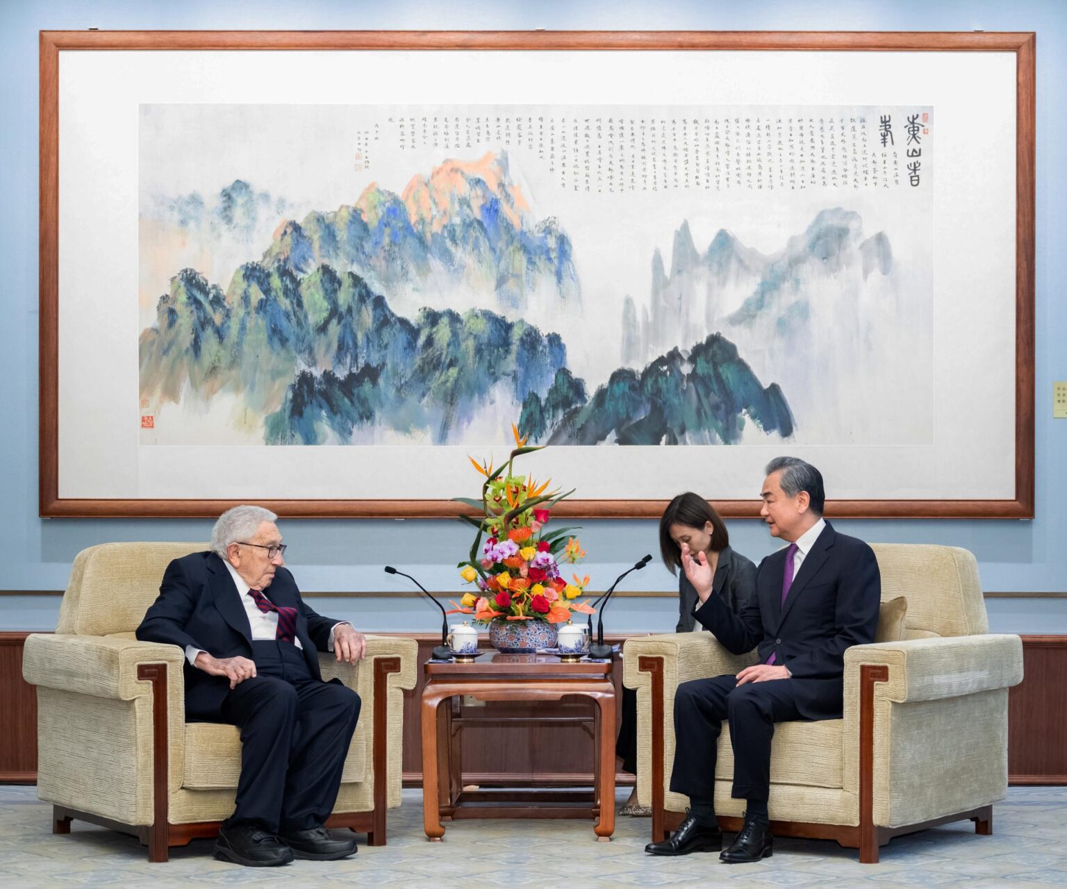 ‘Old friend from China’ 100yearold Henry Kissinger visits Xi Jinping