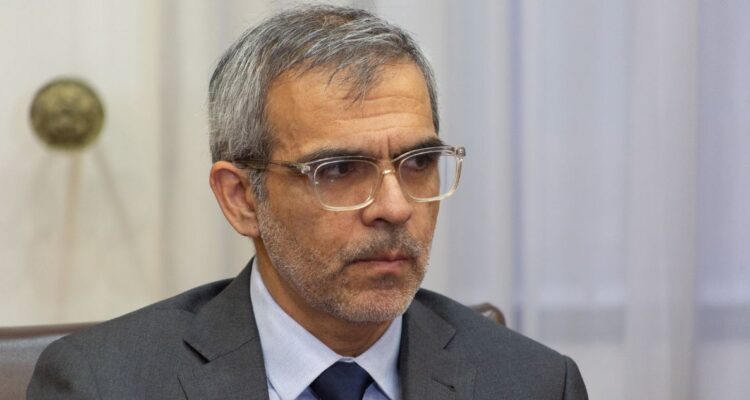 “Piñera tuvo el mismo problema”: Cordero descarta que inexperiencia se concentre en el Frente Amplio