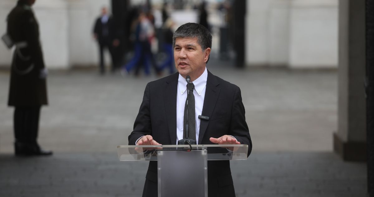 “Pidan disculpas”: Monsalve reflota caso de Jovino Novoa tras acusaciones de la UDI a ministro Jackson