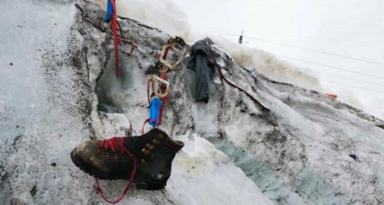 Encuentran cadáver de montañista en Los Alpes