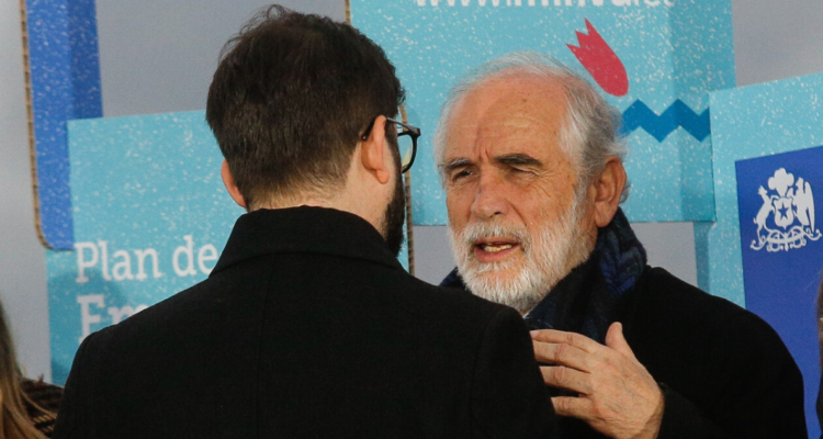 Montes anuncia sumario contra seremi del Maule (RD) que fue blindado por presidente Boric