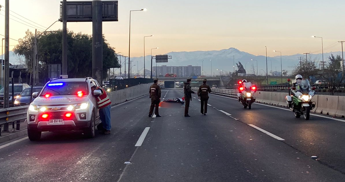 Motociclista muere tras accidente en medio de pericias por fatal atropello en Vespucio Sur