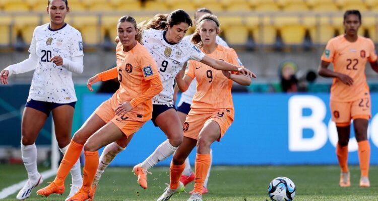 Mundial Femenino: EE.UU. batalló para empatar ante Países Bajos en la reedición de la última final