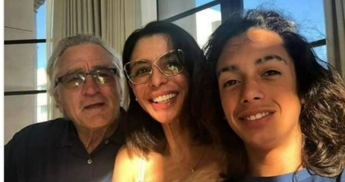 ROBERT DE NIRO JUNTO A SU HIJA Y NIETO