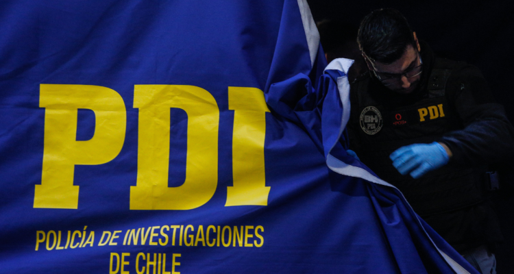 niña cae de hospital de Chillán