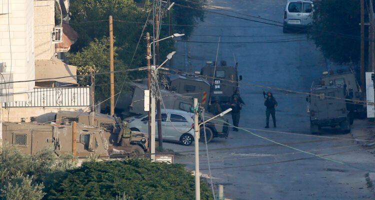 Aumentan a 10 los palestinos muertos por operación de Israel en Yenín: hay más de cien heridos