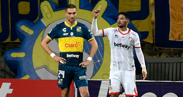 El airado reclamo de Lucas Passerini contra el arbitraje.