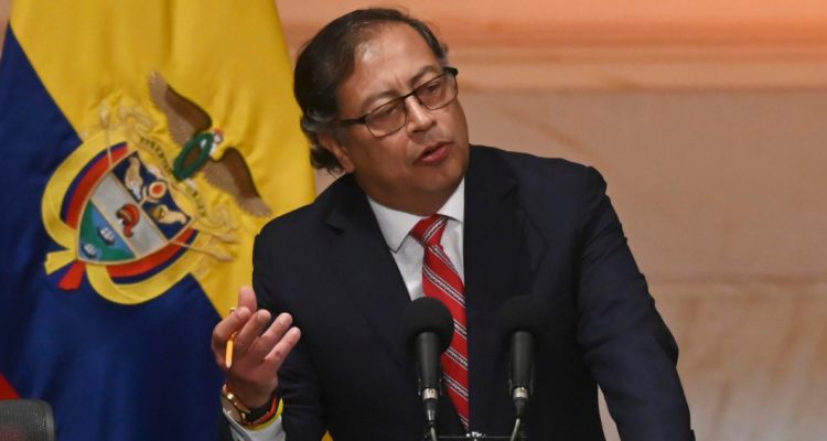 Petro le desea suerte y fuerza a su hijo detenido y dice que no intervendrá en decisión judicial