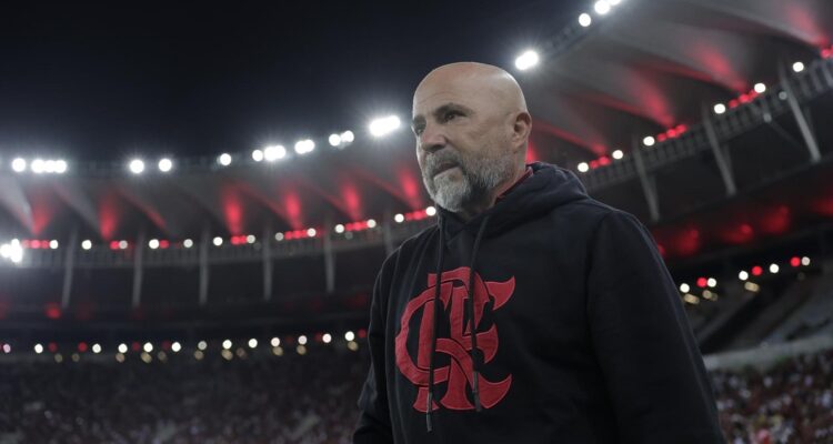 Permanencia de Jorge Sampaoli en Flamengo pende de un hilo.