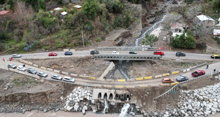 San José de Maipo: MOP anuncia construcción de un puente definitivo en San Alfonso