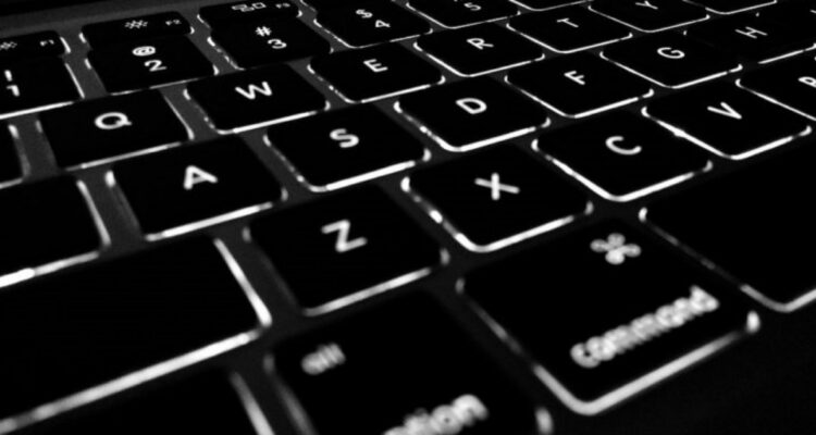 Revelan nuevo robo de computadores en un organismo público: ahora afectó a Mejor Niñez