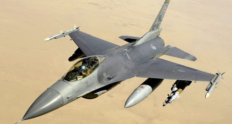 Avión F-16