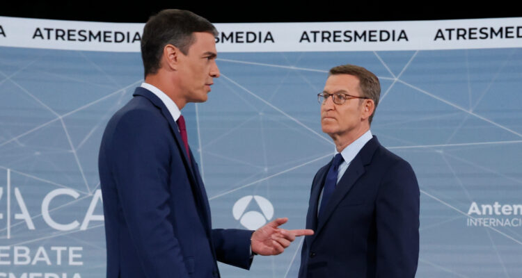 Sánchez vs Feijóo: prensa española destaca una agresiva y aplastante victoria del candidato populista