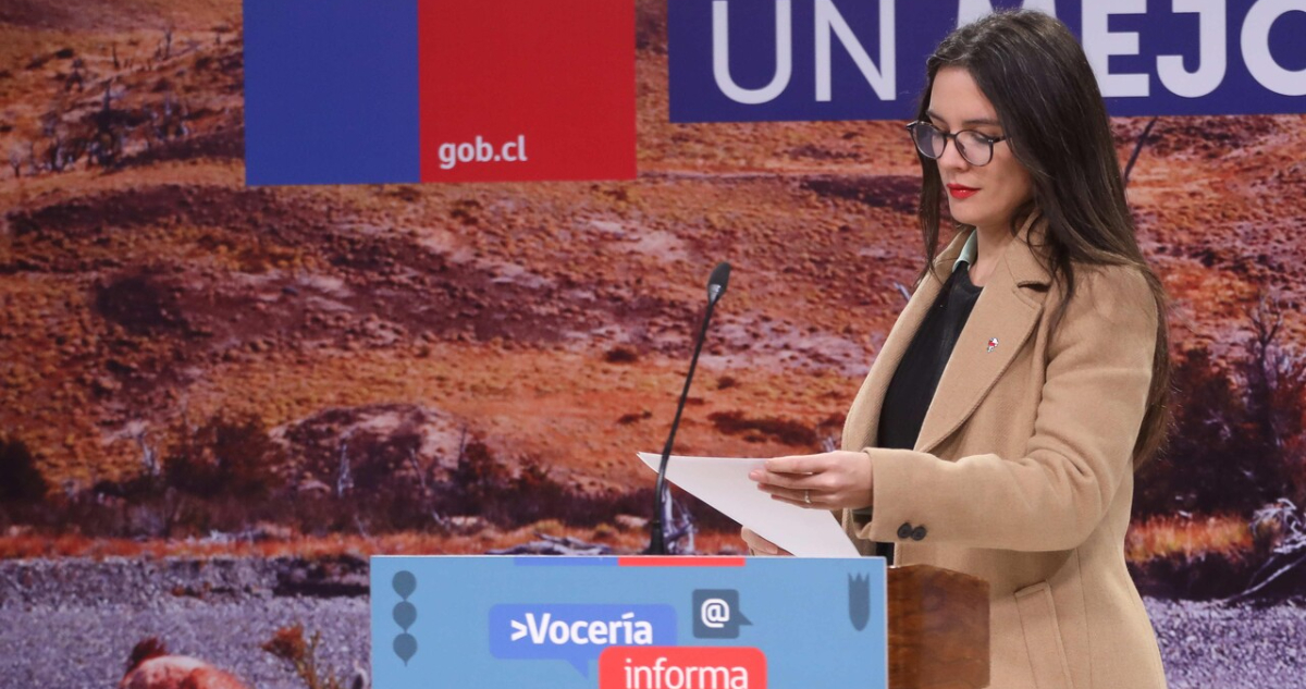 Ministra Vallejo y polémica por convenios: “Ha sido un golpe muy duro. Esto indigna”