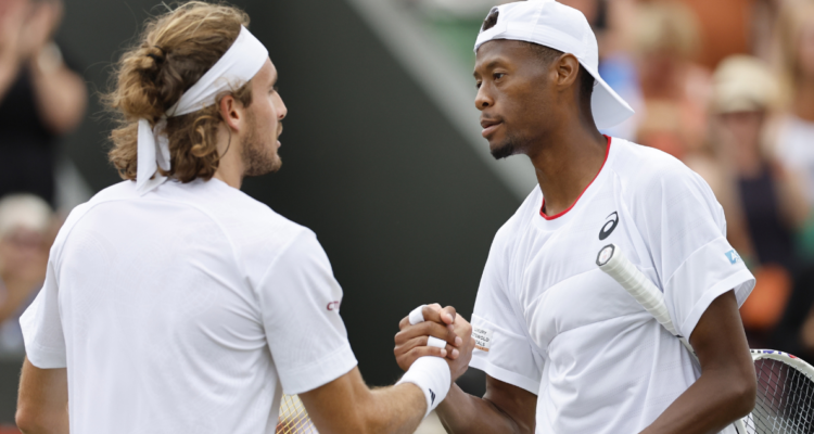 Eubanks tumba al gigante griego Tsitsipas.