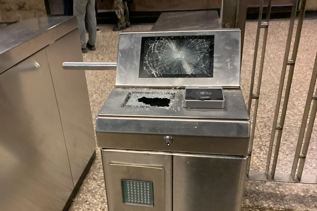 Diputados RN ofician a Metro para responsabilizar a padres por estudiantes que causaron destrozos