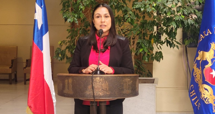 acusar constitucionalmente a gobernadores regionales