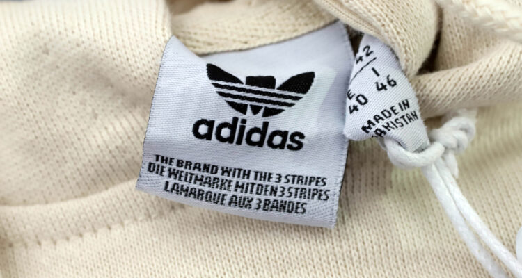 “Engañó vendiendo ropa falsa”: Comisión que indagó a La Polar revela primeras conclusiones del caso