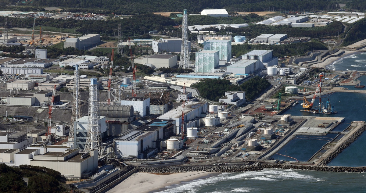 Japón comienza vertido de agua tratada de Fukushima mientras siguen las protestas