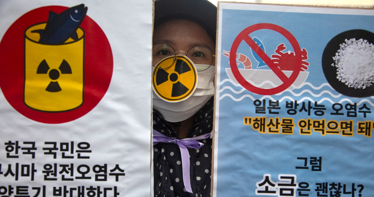 Japón confirma fecha para vertir agua tratada de la central nuclear de Fukushima en medio de protestas