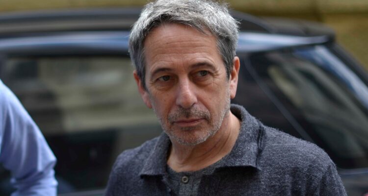 Alfredo Castro es candidato al Premio Nacional: “Se ha dado espacio al negacionismo”