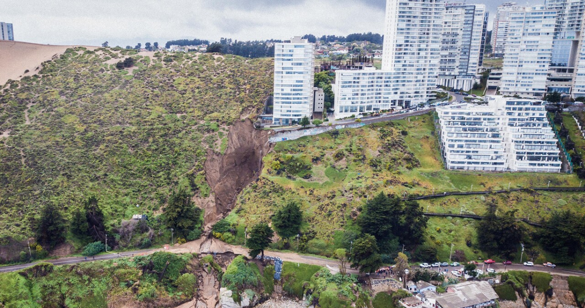 Vecina revela daños en segundo edificio cercano a socavón en Viña del Mar