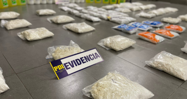 Desbaratan laboratorio clandestino de drogas en Temuco