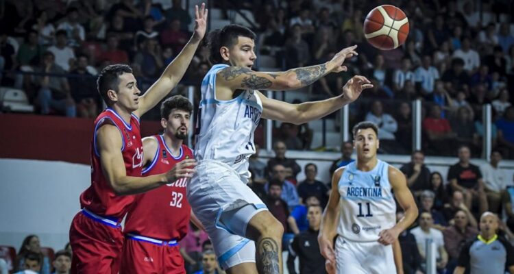 Argentina venció a Chile con sufrimiento en Preolímpico de Básquetbol