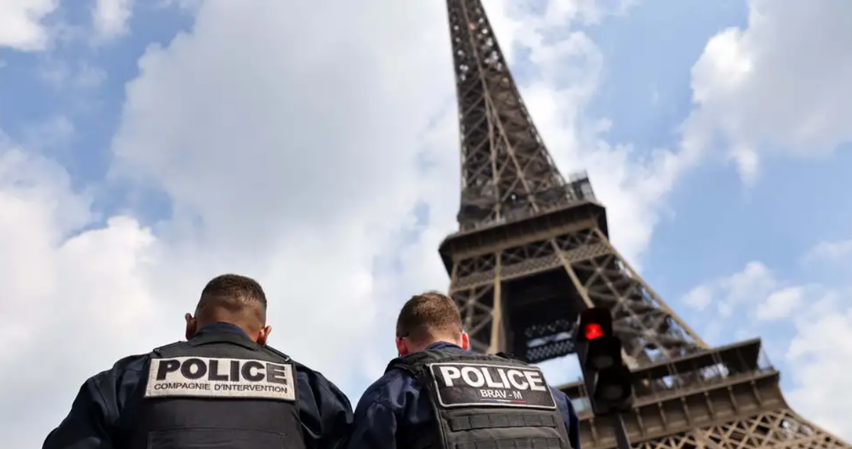 Aviso de bomba en la Torre Eiffel