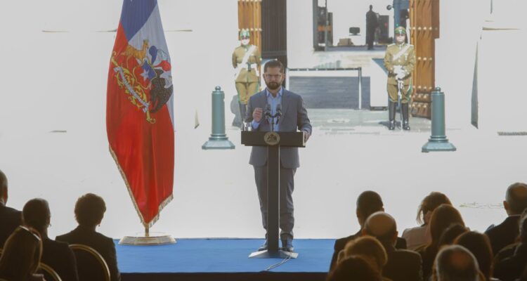 Boric lanza Plan de Búsqueda de DD.DD y lamenta ausencia de líderes de oposición: “Fueron invitados”