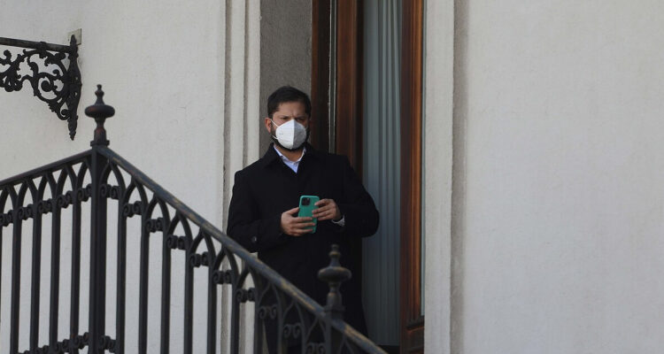 Boric y 13 mil firmas aclaradas por Servel: “Hay personas de ultraderecha difundiendo noticias falsas”