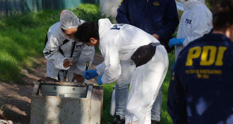 Confirman que caja fuerte hallada ayer en Renca era la robada en el Ministerio de Desarrollo Social