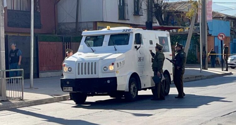 Conductor de camión de valores logra frustrar asalto en El Bosque
