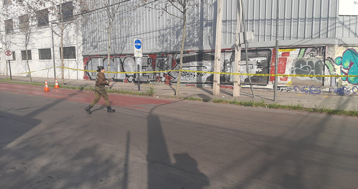 Carabinera fue baleada tras asalto en Estación Central está con heridas graves