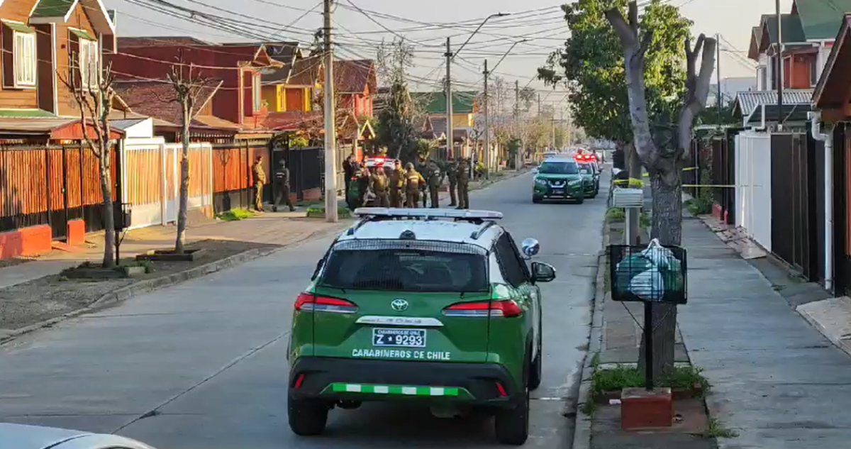 Carabinero balea a delincuente que intentó asaltarlo con subametralladora en Puente Alto