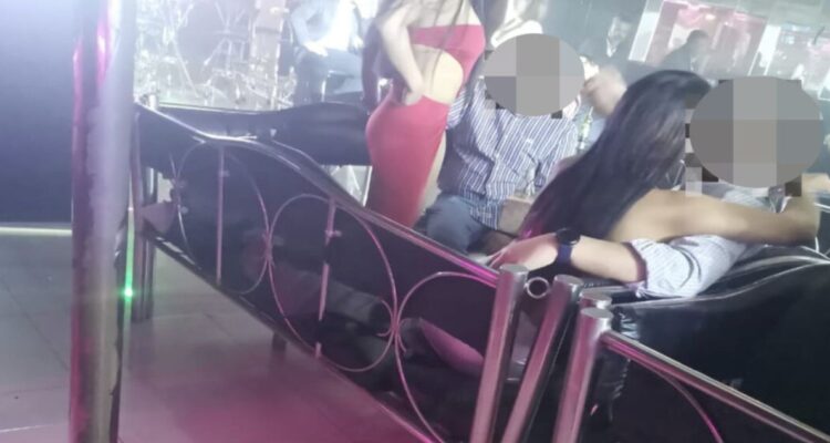 Carabineros inicia sumario: Denuncian que oficiales uniformados asistieron a local nocturno de Calama