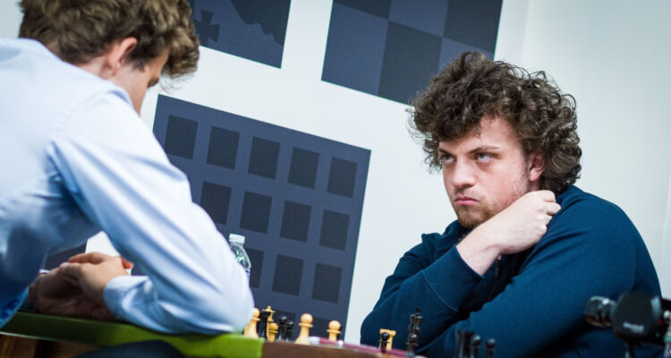 Carlsen Niemann ajedrez