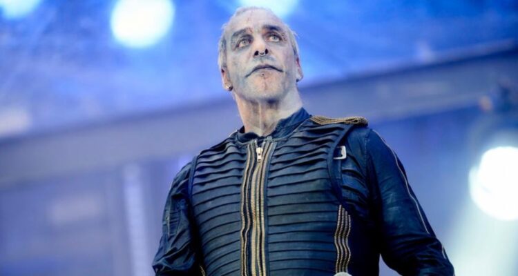 Caso Rammstein: Justicia alemana no continuará investigación por abuso sexual contra vocalista