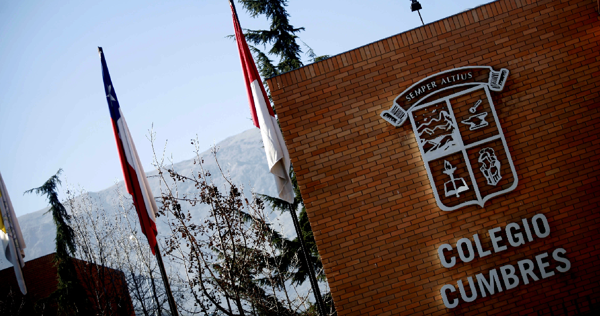 Colegio Cumbres informa que sacerdotes denunciados por exalumna fueron separados de sus funciones