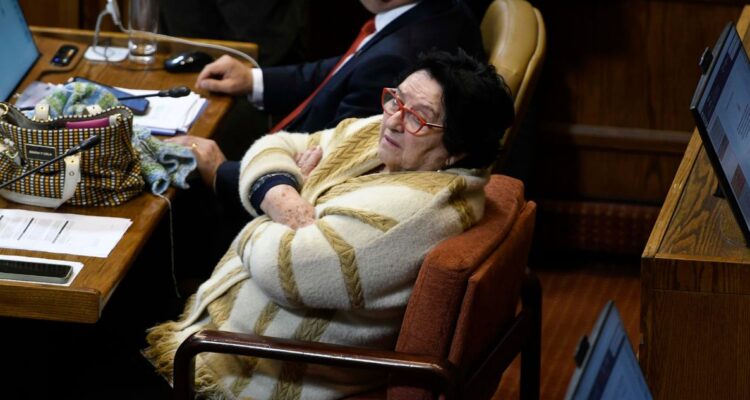Desafuero de Cordero cada vez más cerca: Suprema emite fallo que confirma sentencia contra diputada